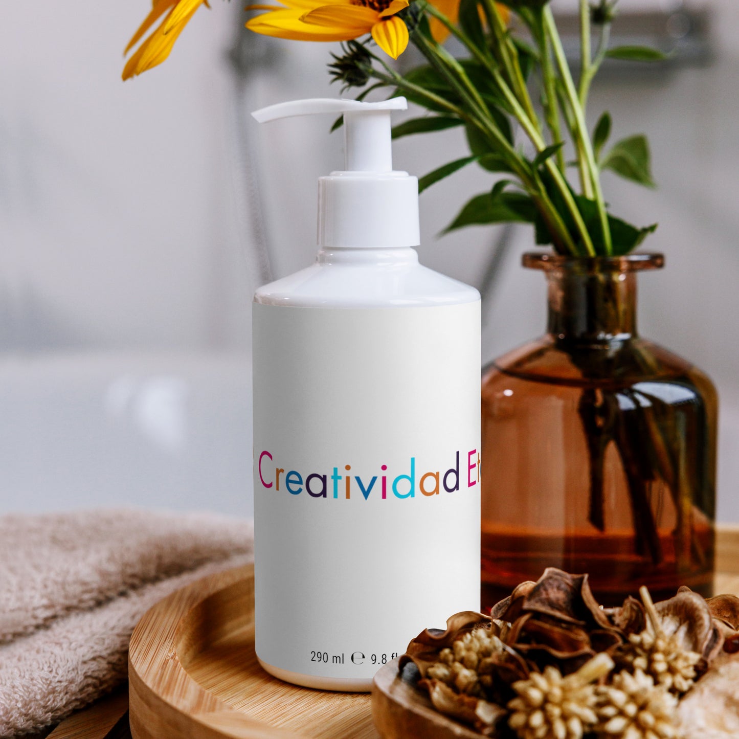 Crema hidratante floral para manos y cuerpo